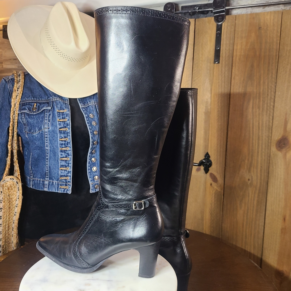 Women's Buckle Detailed Black Leather Heeled Boots - Picture 5 of 6